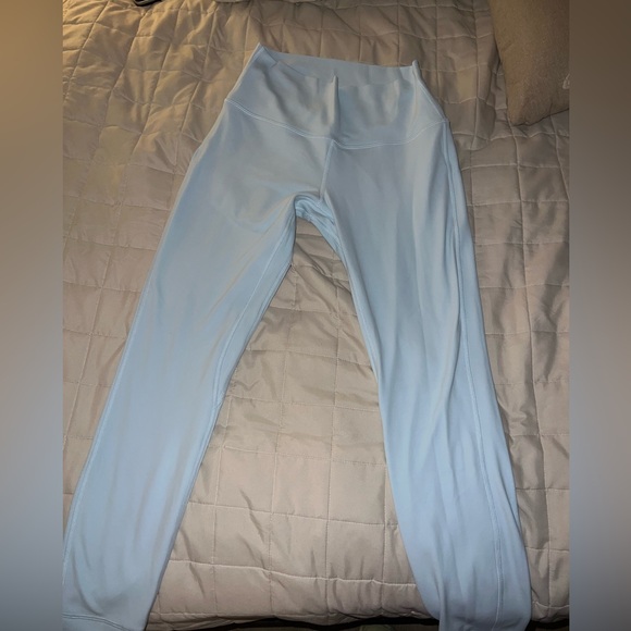 Lululemon - Picture 4 of 5